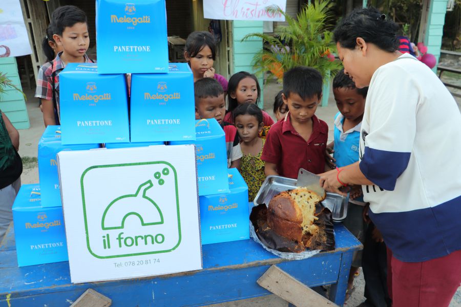 Christmas in Siem Reap 2019: Panettoni Donation